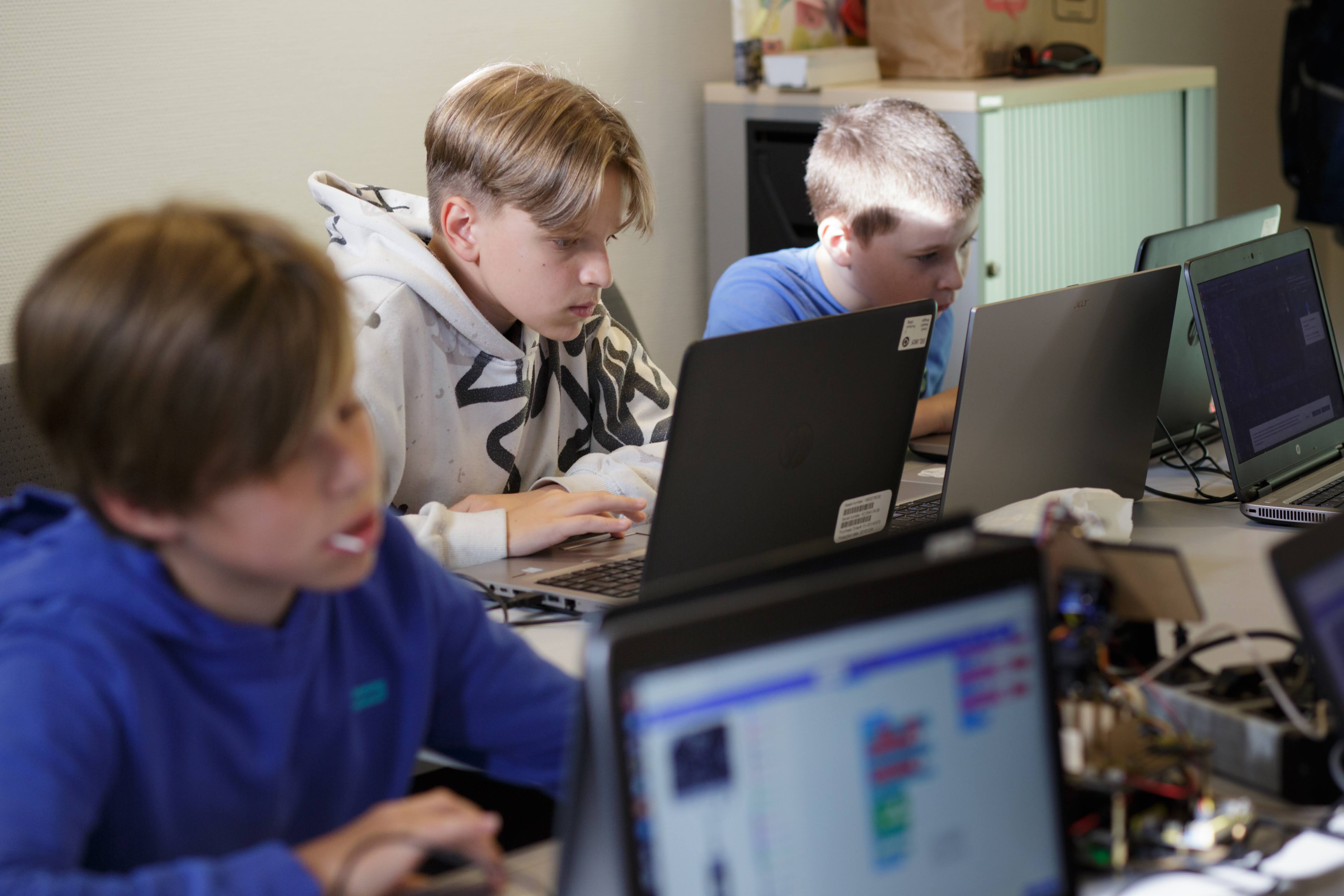 Викладачі IT Kinderschule